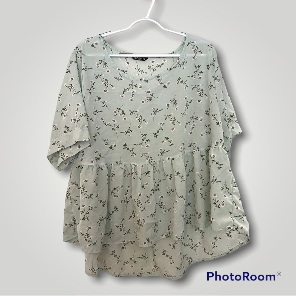 SHEIN light green top